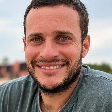 Gonzalo López